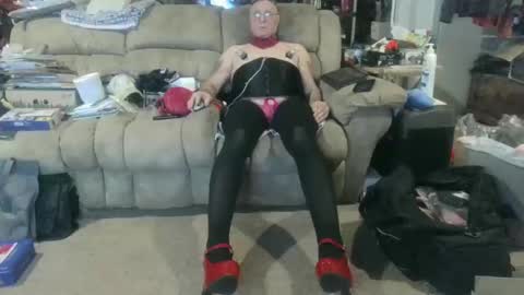 Snapshot of nancyboy_1 chatting on November 1, 10:12 pm nancyboy_1 online show from November 1, 10:12 pm