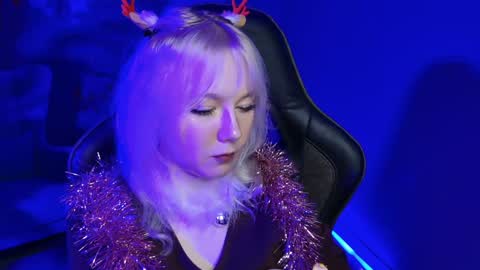 nancymartinez online show from December 25, 4:11 pm