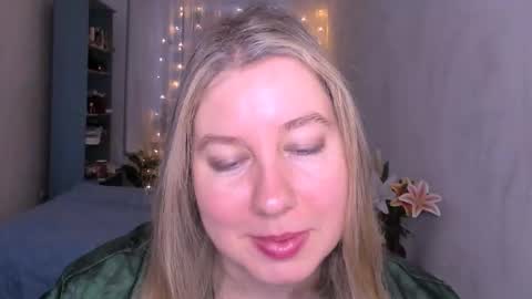 Nancy online show from February 7, 5:22 am