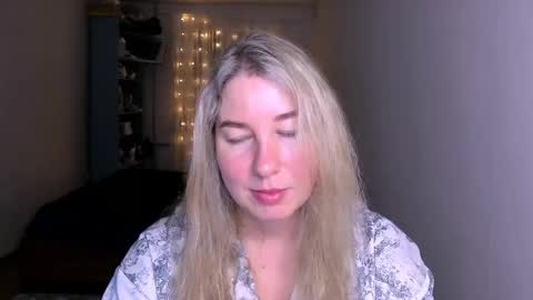 Snapshot of nancysanders chatting on April 18, 8:42 pm Nancy online show from April 18, 8:42 pm