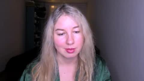Snapshot of nancysanders chatting on April 24, 7:16 pm Nancy online show from April 24, 7:16 pm