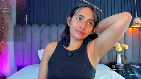 Nanda online show from April 3, 11:47 pm