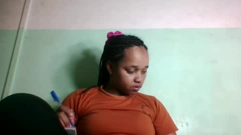 Snapshot of nandrianina416143 chatting on June 12, 6:12 am nandrianina416143 online show from June 12, 6:12 am