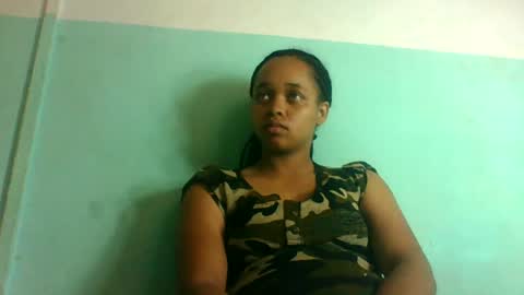 Snapshot of nandrianina416143 chatting on June 14, 5:42 am nandrianina416143 online show from June 14, 5:42 am
