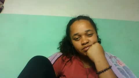 nandrianina416143 online show from July 8, 6:34 pm