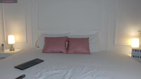 nany_model25 online show from February 18, 9:55 pm