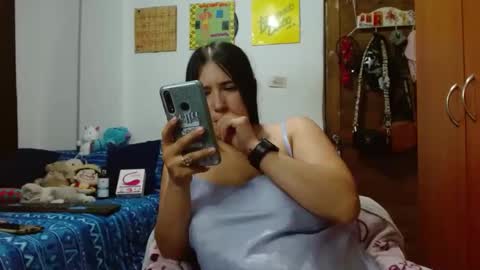 naomi_d online show from February 18, 10:47 pm