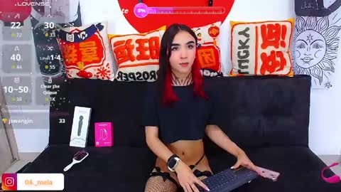 Snapshot of naomi_femme chatting on May 12, 11:29 am naomi_femme online show from May 12, 11:29 am