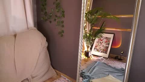Snapshot of naomi_hotterr chatting on July 12, 5:48 pm naomi_hotterr online show from July 12, 5:48 pm