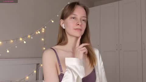 Naomi online show from May 25, 5:08 pm