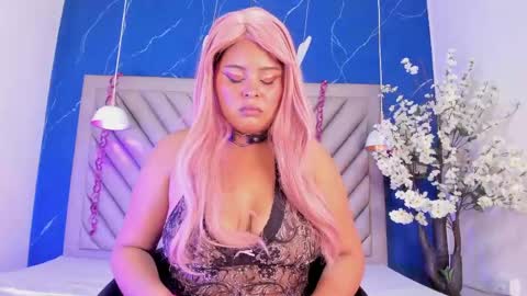 naomi_velour online show from May 22, 7:08 pm