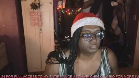 Naomi online show from December 17, 1:11 am