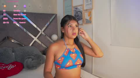 Snapshot of naomigray__ chatting on April 9, 7:30 pm Naomi-Gray online show from April 9, 7:30 pm