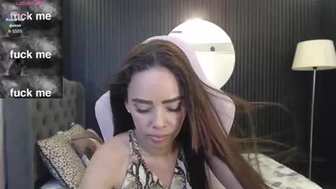 Snapshot of naomis_36 chatting on May 28, 5:43 pm Naomis online show from May 28, 5:43 pm