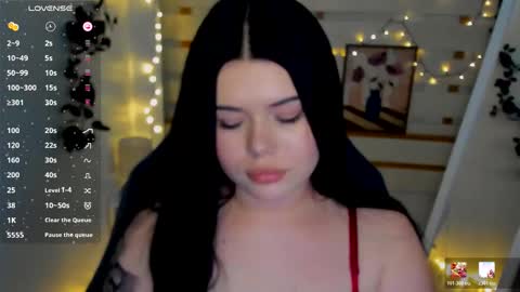 Naomi online show from February 28, 10:00 pm