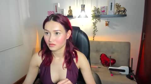 naomy_stanley_ online show from May 26, 2:07 am