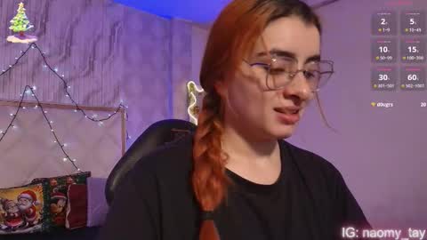 Naomy  online show from December 19, 2:51 am