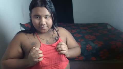 Snapshot of naomyandpablot chatting on April 14, 11:33 pm naomyandpablot online show from April 14, 11:33 pm