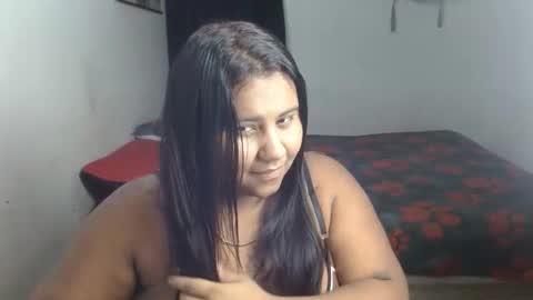 Snapshot of naomyandpablot chatting on April 19, 2:44 am naomyandpablot online show from April 19, 2:44 am