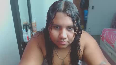 Snapshot of naomyandpablot chatting on May 11, 1:22 am naomyandpablot online show from May 11, 1:22 am