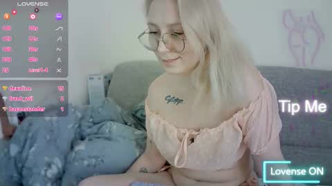 NaozuQAce online show from March 2, 12:23 pm