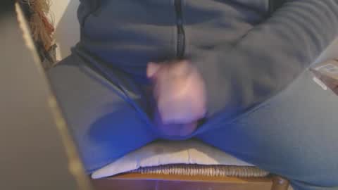 Snapshot of napoletanoinculo chatting on December 31, 8:37 am NapolICazzo online show from December 31, 8:37 am