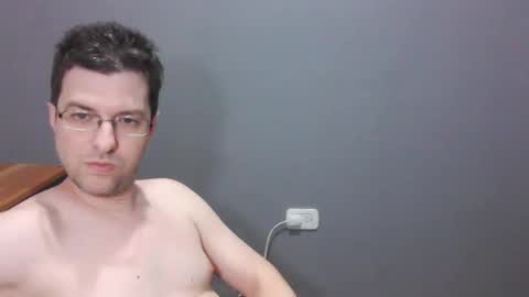 Snapshot of nappadel85 chatting on January 9, 2:25 am nappadel85 online show from January 9, 2:25 am