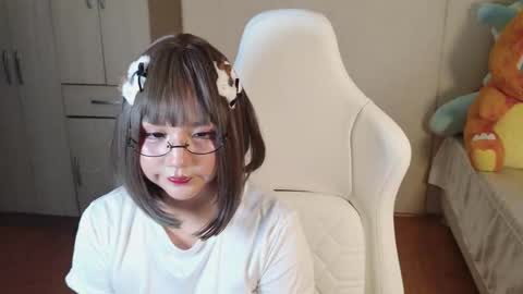 Snapshot of naree_masaki chatting on March 27, 1:00 pm Naree online show from March 27, 1:00 pm