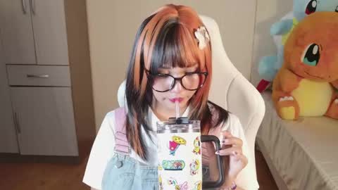 Snapshot of naree_masaki chatting on April 3, 3:32 pm Naree online show from April 3, 3:32 pm