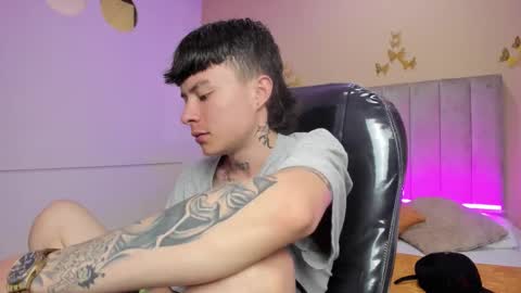 Nascary Fox online show from February 11, 7:52 pm