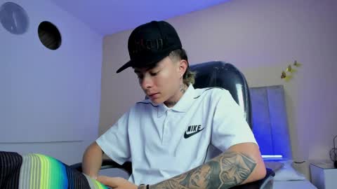 Nascary Fox online show from May 30, 11:40 am