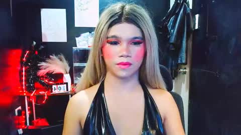 Snapshot of nashdiam chatting on March 4, 5:24 am nashdiam online show from March 4, 5:24 am