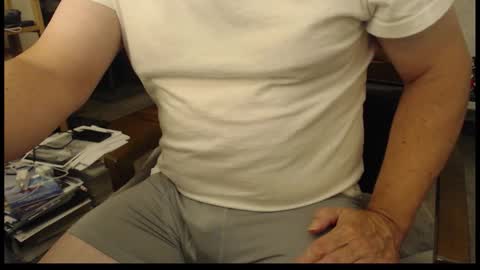 nassauliman online show from November 17, 12:38 am