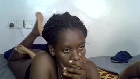 Snapshot of nasti_petite chatting on February 20, 10:15 pm nasti_petite online show from February 20, 10:15 pm