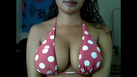 Snapshot of nasty_barbie1 chatting on April 8, 9:59 pm Barbiee online show from April 8, 9:59 pm