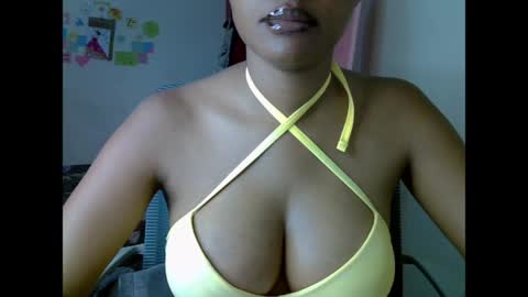 Snapshot of nasty_barbie1 chatting on May 25, 1:33 am Barbiee online show from May 25, 1:33 am