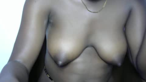 nasty_bitch110 online show from April 14, 8:37 pm