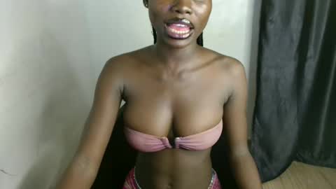 Mila online show from February 21, 8:54 pm