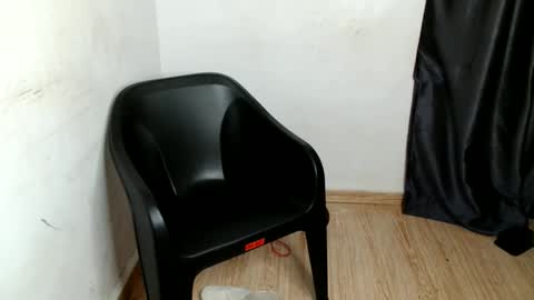 Mila online show from March 7, 8:11 am