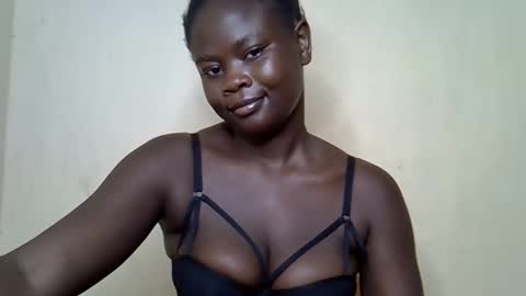 Snapshot of nasty_freakie chatting on February 21, 12:00 am jewel online show from February 21, 12:00 am