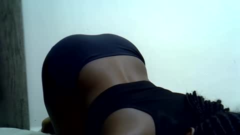 Lolly online show from April 29, 6:36 pm