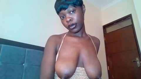 Snapshot of nasty_rihh chatting on May 26, 10:44 am nasty_rihh online show from May 26, 10:44 am