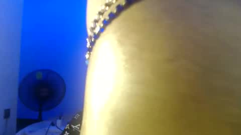 ella online show from February 26, 5:28 am