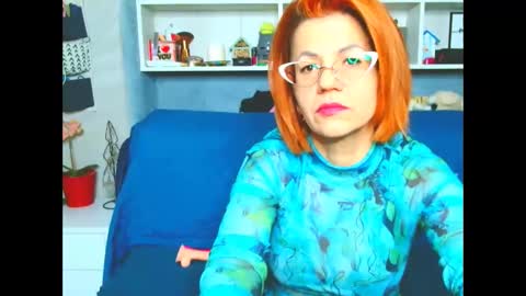 Snapshot of natali3855 chatting on February 5, 4:36 pm Natali online show from February 5, 4:36 pm