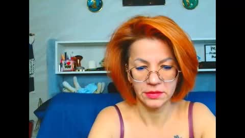 Snapshot of natali3855 chatting on February 8, 12:17 pm Natali online show from February 8, 12:17 pm