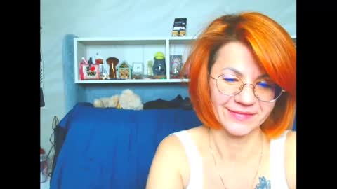 Snapshot of natali3855 chatting on February 21, 12:16 am Natali online show from February 21, 12:16 am