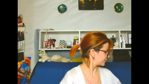 Snapshot of natali3855 chatting on March 8, 7:09 pm Natali online show from March 8, 7:09 pm
