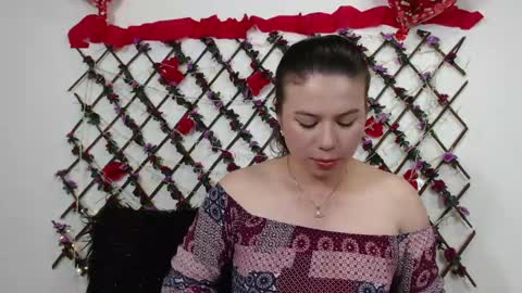 Snapshot of natalia_walker chatting on June 1, 5:03 pm Natalia Walker online show from June 1, 5:03 pm