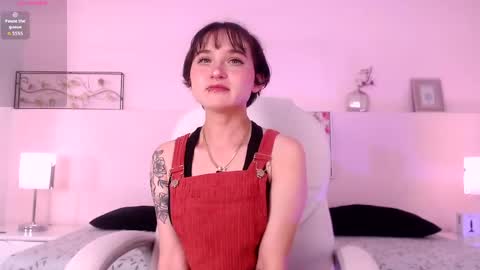 Natalia online show from May 26, 3:35 am