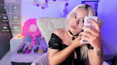 Snapshot of nataliahenao_69 chatting on July 5, 10:50 pm Nataliua Henao online show from July 5, 10:50 pm